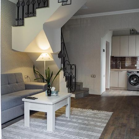 Bonvenon Capsule Hostel Ереван Екстериор снимка