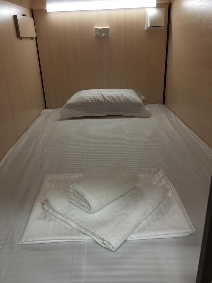 Bonvenon Capsule Hostel Ереван Екстериор снимка