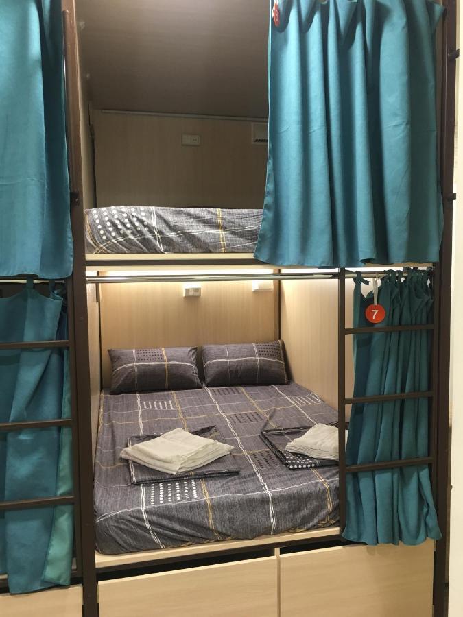 Bonvenon Capsule Hostel Ереван Екстериор снимка