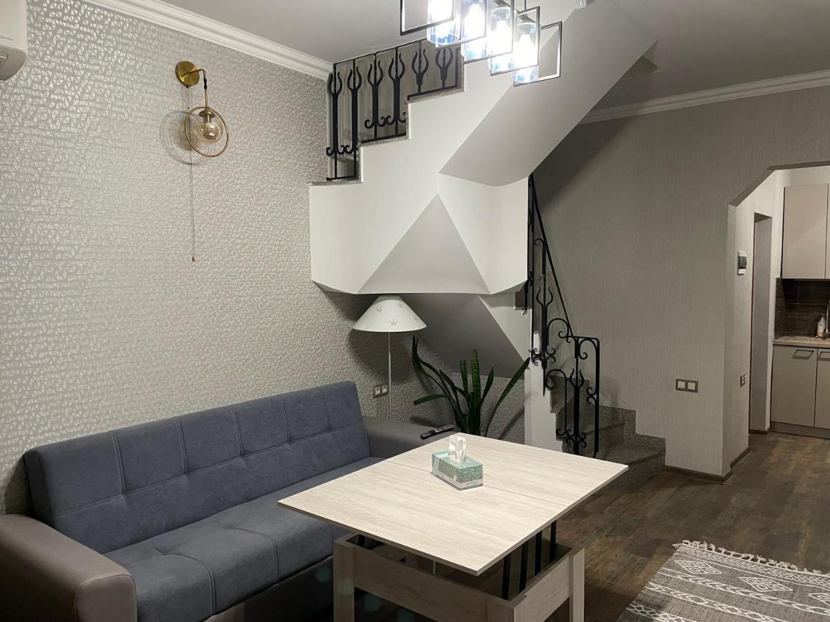 Bonvenon Capsule Hostel Ереван Екстериор снимка